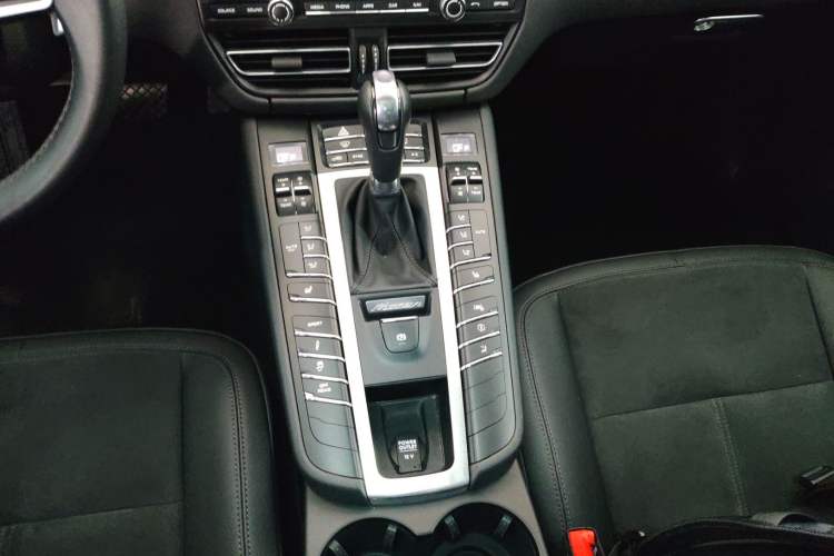Used Porsche Macan 2020 Macan 2.0T

