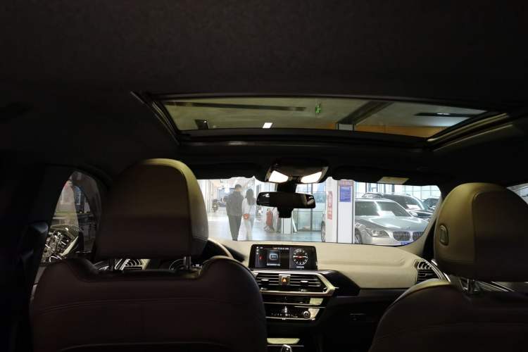 Used BMW X4 2019 xDrive25i M Sport Package
