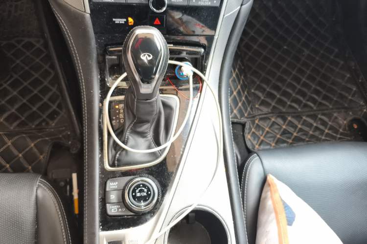 Used Infiniti Q50L 2018 2.0T Enjoyment Version China V Standard