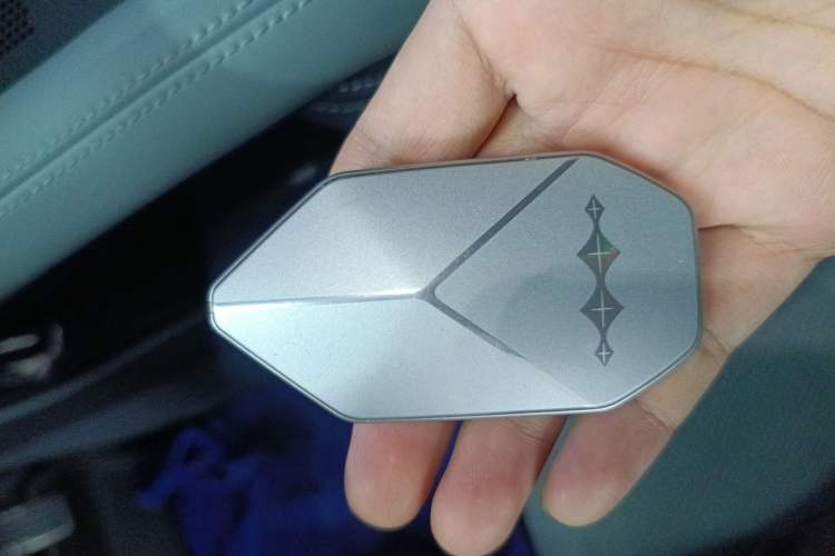 Used Formula Leopard Leopard 5 2023 Navigator Edition
