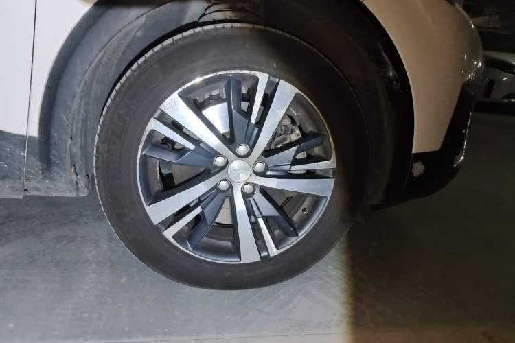 Used Peugeot 5008 2017 350THP 7-Seater Elite Edition Exterior 7