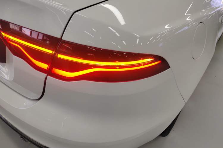 Used Jaguar XEL 2020 2.0T 200 PS S Advanced Elegance Edition