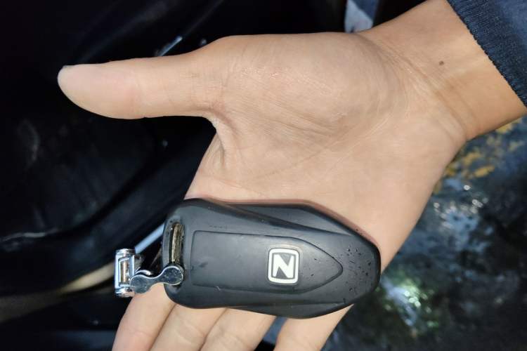 Used Zotye T600 Coupe 2017 1.5T Automatic Luxury Model Vehicle Key