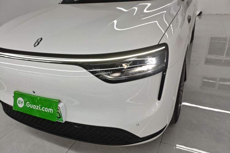 Used Hima AITO M8 2025 Extended-Range Ultra Version 53.4 kWh 6-Seater Edition
