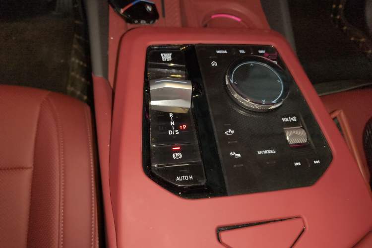 Used BMW 5 Series 2025 525Li M Sport Package