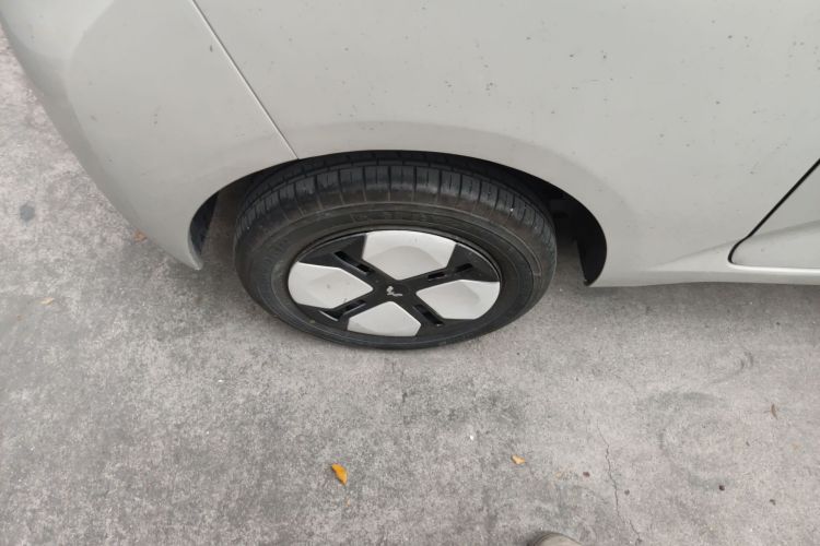 Used Wuling Hongguang MINIEV 2024 3rd Generation 215km Advanced Version Exterior 5