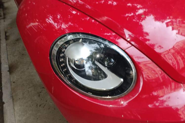 Used Volkswagen Beetle 2015 180TSI model
