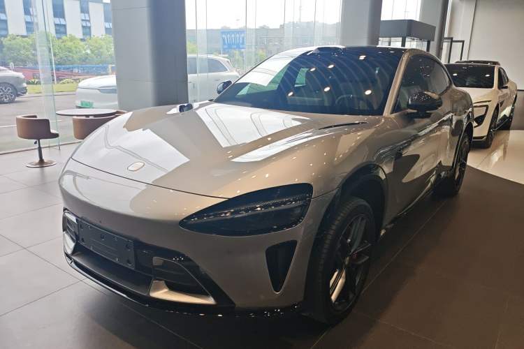 Used Xiaomi Auto YU7 2025 Ultra-Long Range High-Performance All-Wheel-Drive Max Edition