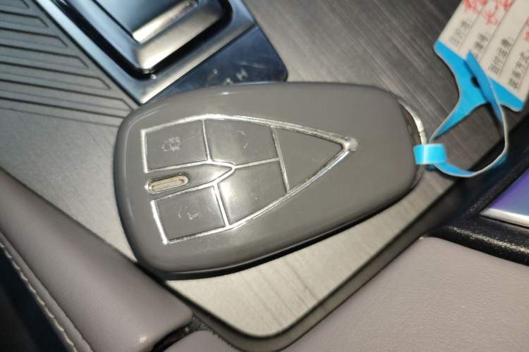 Used CHANGAN UNI-K iDD 2023 Zhidian iDD 1.5T 135km Smart & Fun Model Vehicle Key