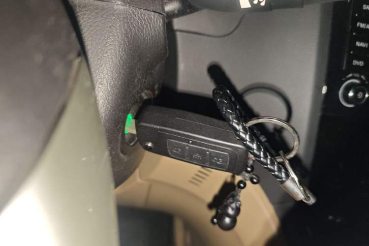 Used Haval H6 2012 2.4L Automatic Two-Wheel Drive Prestige Version
