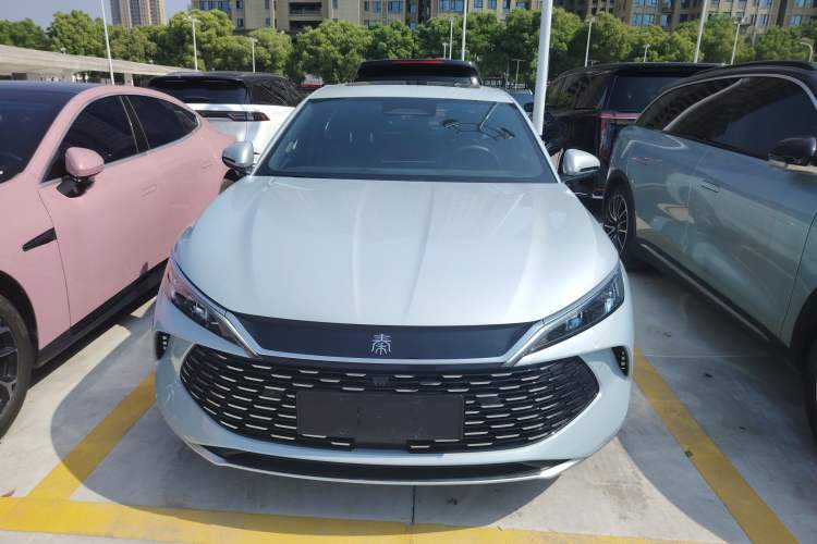 Used BYD Qin L 2025 DM-i Smart Drive 120KM Superior Model