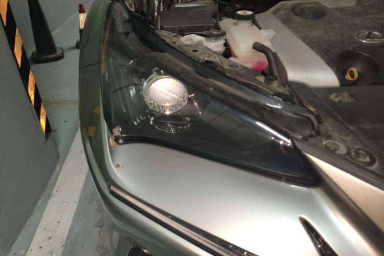 Used Lexus NX 2020 200 Front-Wheel Drive Vmotion Edition China VI Standard Right Front Headlight