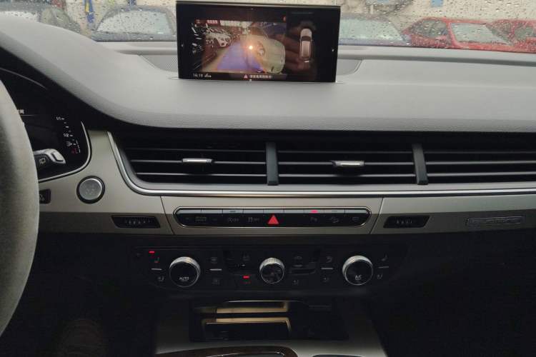 Used Audi Q7 2019 55 TFSI Technology Edition
