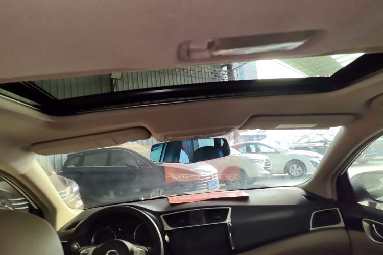 Used Nissan Sylphy 2016 1.6 XL CVT Luxury Edition Headliner