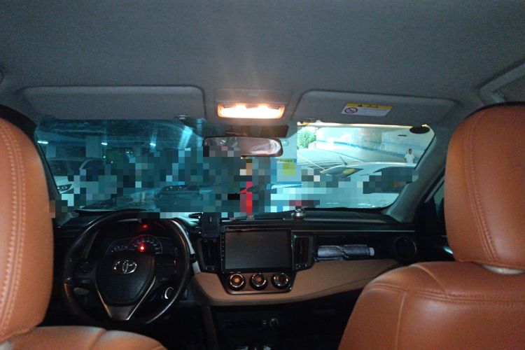 Used Toyota RAV4 2013 2.0L CVT Two-Wheel Drive Urban Edition
