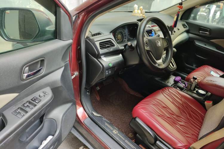 Used Honda CR-V 2016 2.0L two-wheel drive Urban Edition Driver Seat