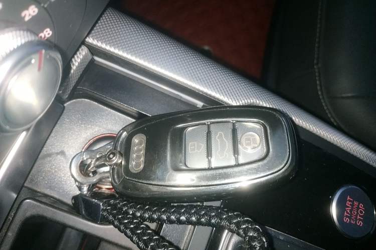 Used Audi A6L 2018 35 TFSI Collector's Edition Vehicle Key