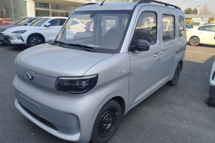 Used Wuling Zhiguang New Energy 2025 Comfort Model