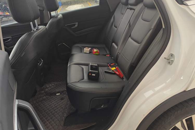 Used BYD Song Pro 2019 1.5T Automatic Luxury Model Interior 4