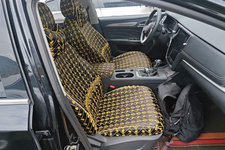 Used Roewe i6 2020 PLUS 1.6L CVT 4G Connected Glory Flagship Edition
