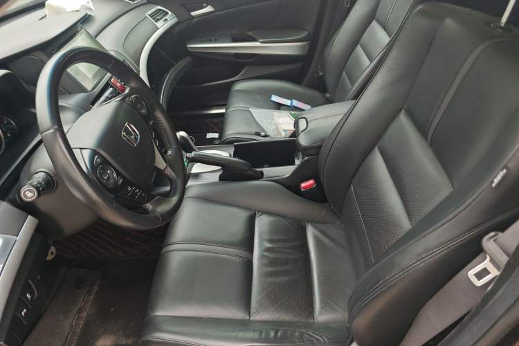 Used Honda Crosstour 2014 2.4L Luxury Edition
