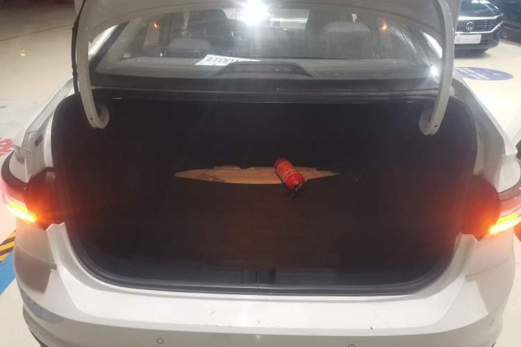 Used Volkswagen Lavida 2023 New Rui 1.5L Automatic New Yi Edition
