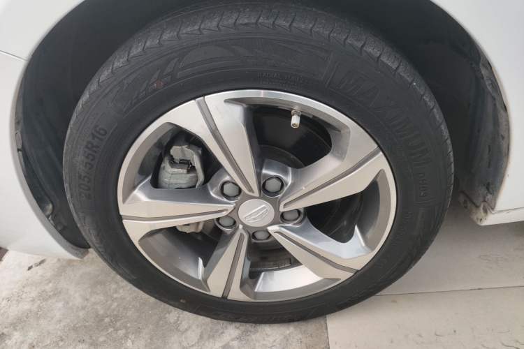 Used Geely Auto Emgrand GL 2018 1.4T DCT Elite Smart Connectivity Version Exterior 1