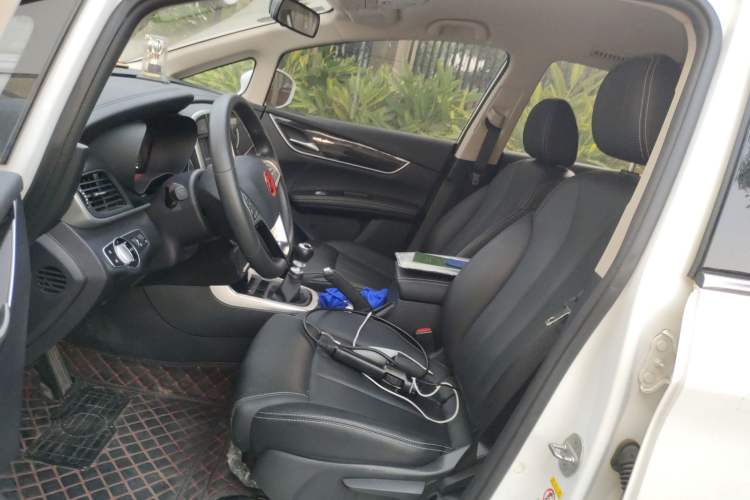 Used BYD Song MAX 2017 1.5T Manual Smart Connect Luxury 7-Seater
