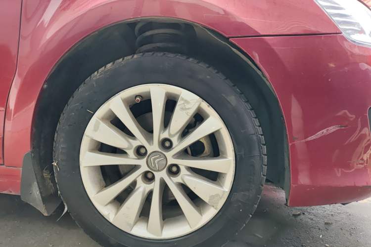 Used Citroen C-Quatre 2013 Sedan 1.6L Automatic Prestige Model Right Front Wheel Hub