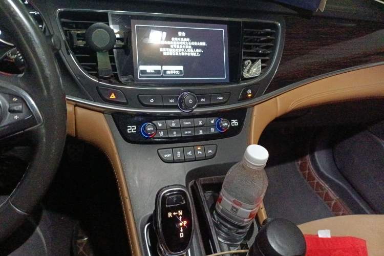 Used Buick LaCrosse 2016 20T Luxury Model
