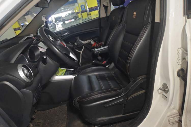 Used BYD Yuan 2017 1.5L Manual Cool Connect Model
