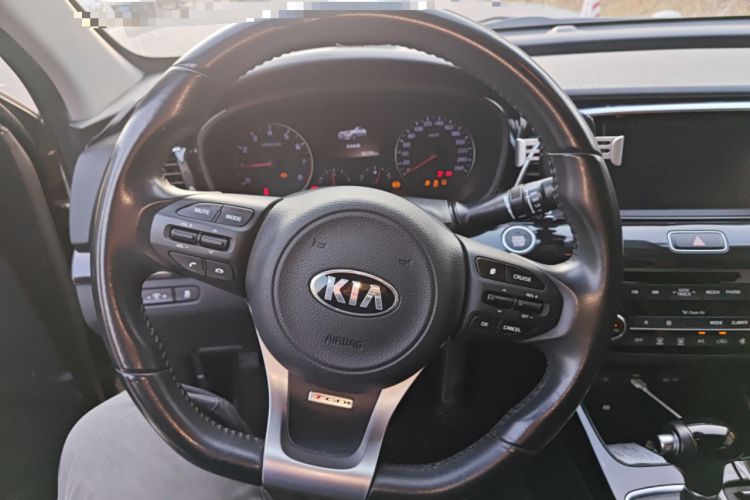 Used Kia K3 (Kai Shen) 2017 1.6T Automatic GLS Steering Wheel