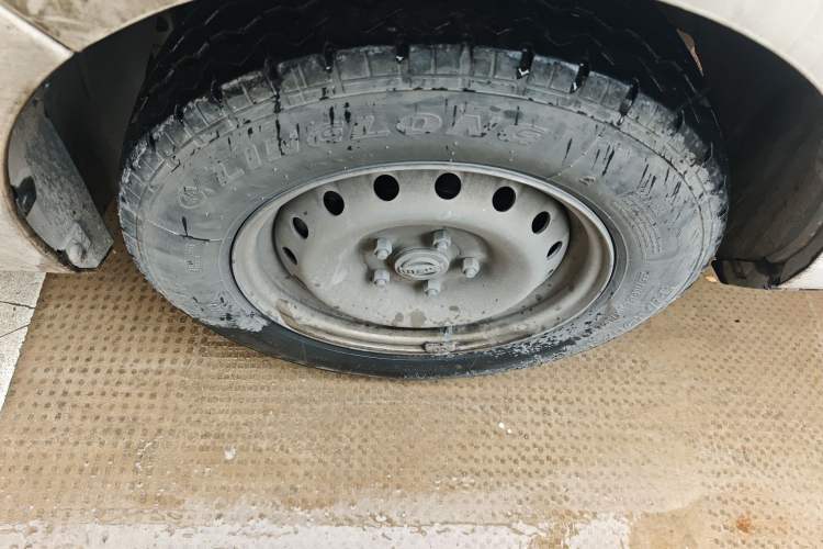 Used SRM New Energy E3L 2024 Standard 6-Seater Bus
