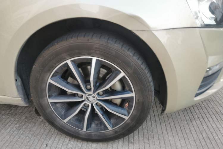 Used Skoda Octavia 2017 1.6L Automatic Smart Drive Edition