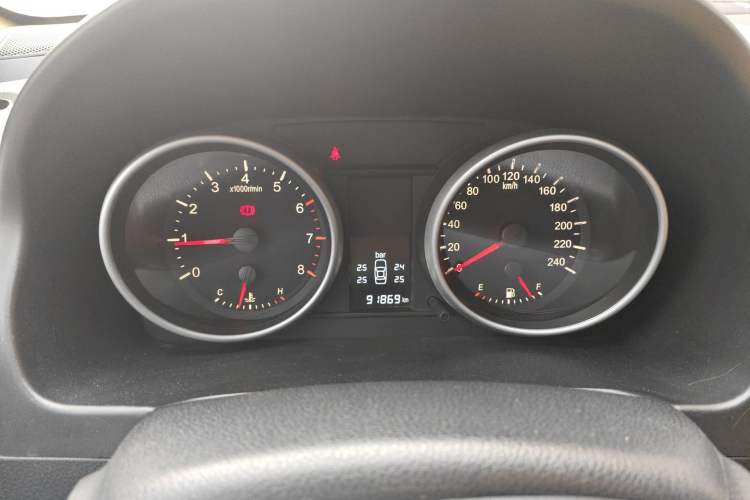 Used Haval H6 2011 2.0L Manual Two-Wheel Drive Urban Version
