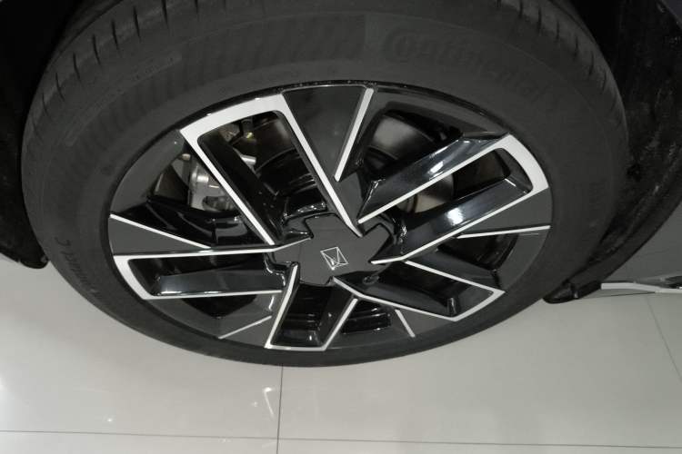 Used Avatr 06 2025 Max Extended-Range Edition
