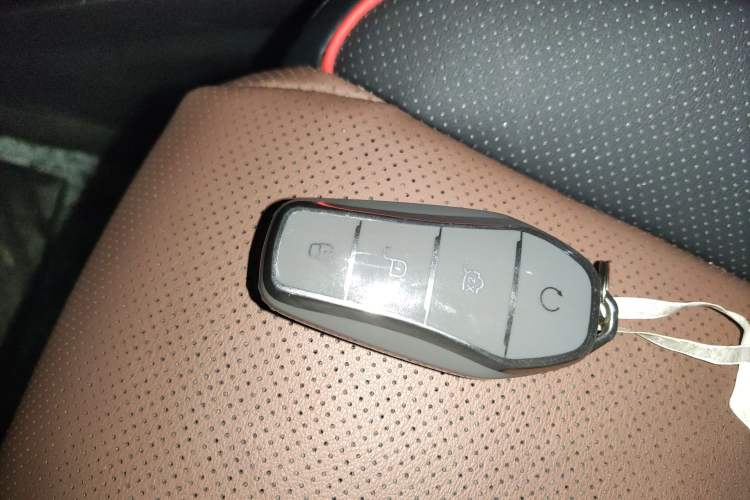 Used BYD Song PLUS New Energy 2021 DM-i 100KM Four-Wheel Drive Flagship PLUS