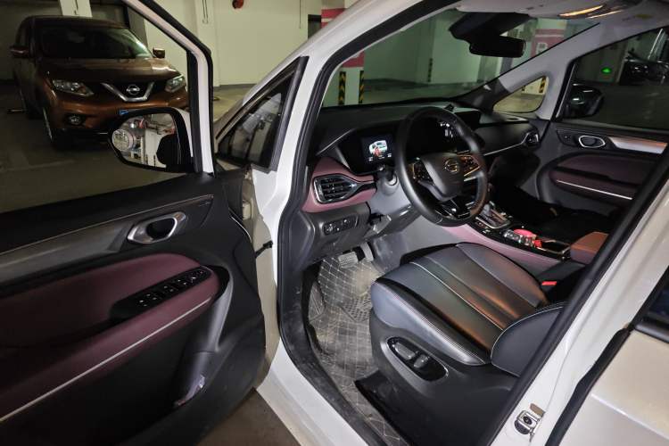 Used GAC Trumpchi M6 2023 PRO 270T DCT Luxury Edition
