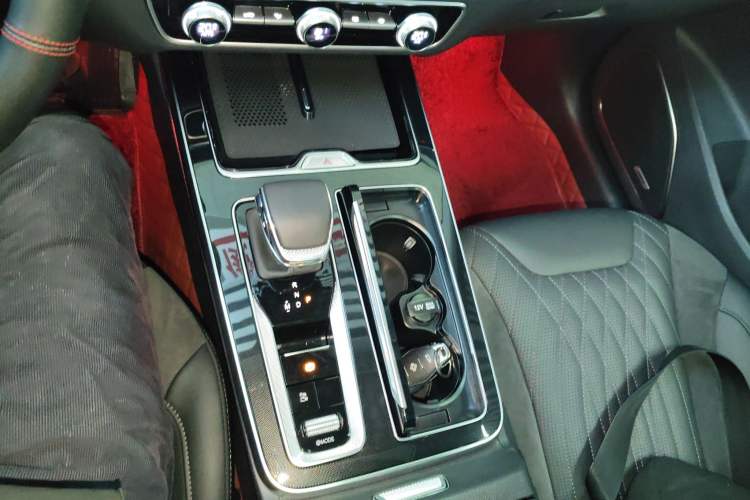 Used Hongqi HS5 2023 2.0T Qixiang Pro Edition