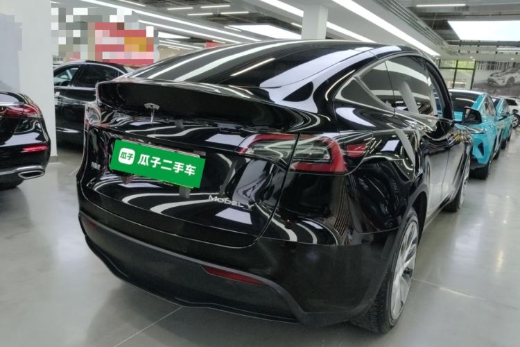 Used Tesla Model Y 2021 Long-Range All-Wheel-Drive Version 3D7