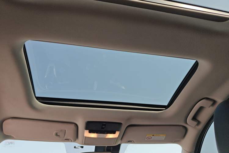 Used Nissan Teana 2021 2.0L XL Comfort Edition Headliner