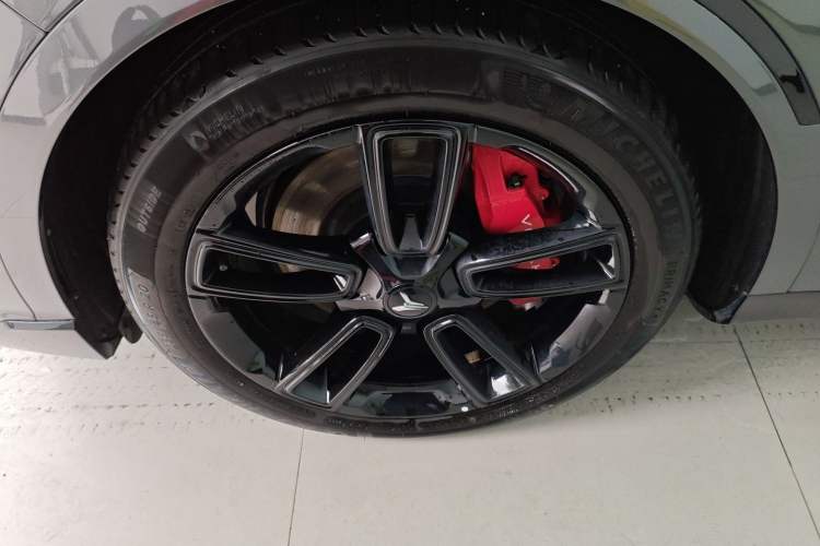 Used VOYAH FREE 2025 318 259 km All-Wheel-Drive Exploration Edition