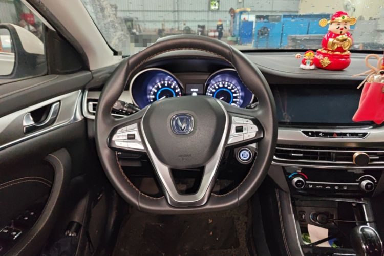 Used CHANGAN Eado 2019 High-Energy Edition 1.6L GDI Manual Pioneer Model China VI Standard