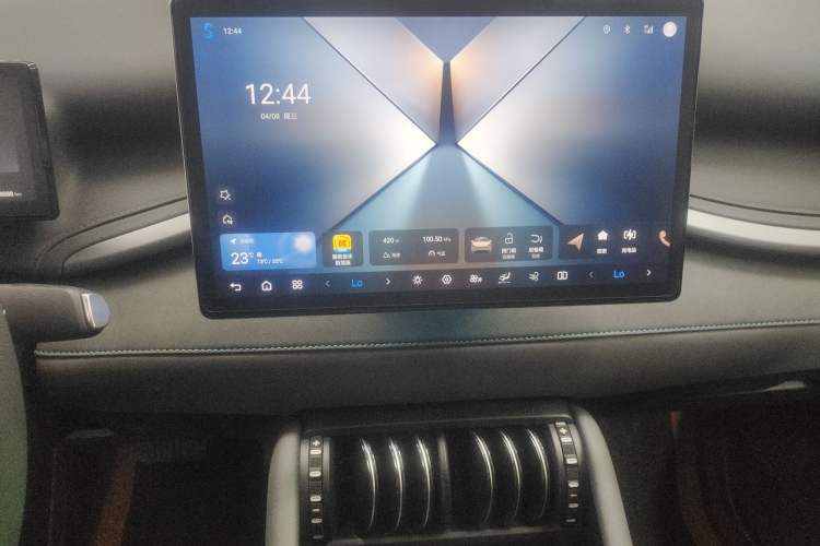 Used BYD Yuan PLUS 2025 Intelligent Driving Version 510 KM Beyond-Grade Edition Audio And AC Panel