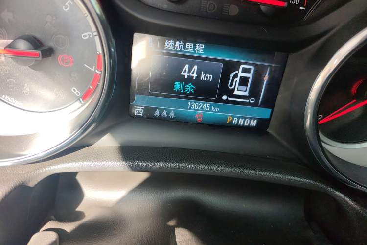 Used Buick Regal 2019 20T Elite Version China VI Standard Odometer Close Up