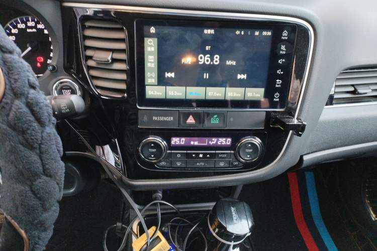 Used Mitsubishi Outlander 2021 2.0L Two-Wheel Drive Comfort Edition 7 Seats