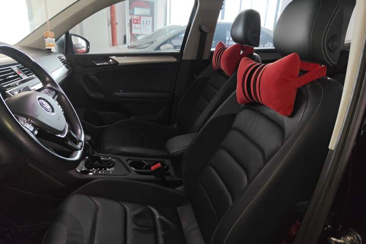 Used Volkswagen Tiguan L 2018 330TSI Automatic Two-Wheel Drive Luxury Edition
