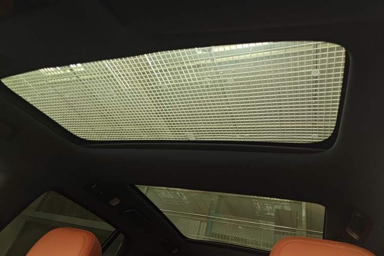Used Li Auto L8 2023 Air model Headliner