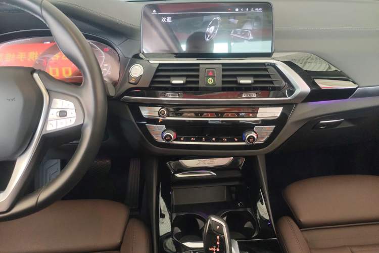 Used BMW X3 2021 Facelift xDrive25i Luxury Package Audio And AC Panel