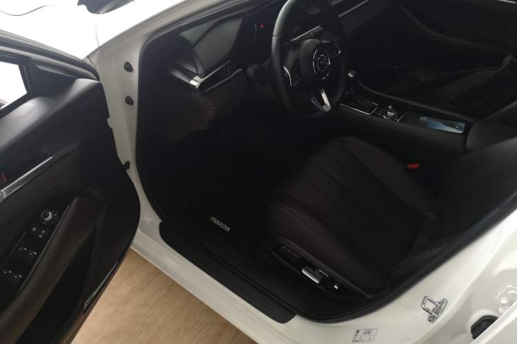 Used Mazda Atenza 2020 2.5L Sky Blue Prestige Edition Driver Seat